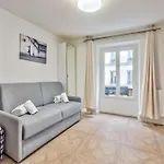 Studio - Place De La Republique