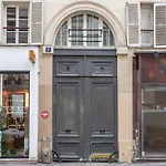 Studio - Place De La Republique